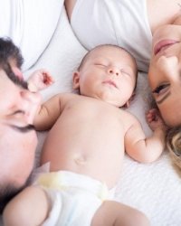 Congedo di maternità/paternità per…