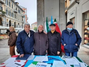 Presidio unitario di SPI, FNP e UILP questa mattina in corso ad Alessandria