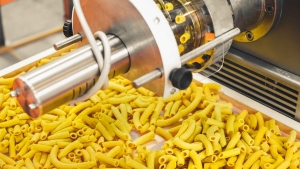 Rinnovo del CCNL industriale alimentare: trovato l&#039;accordo, aumenti di 280 euro per i dipendenti