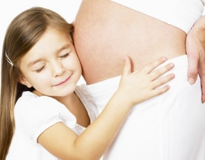 Maternità e paternità il congedo parentale riduzione delle ferie